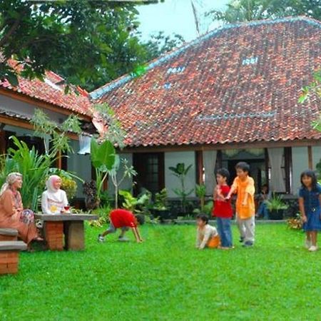Rumah Ebo Μπαντούνγκ Εξωτερικό φωτογραφία